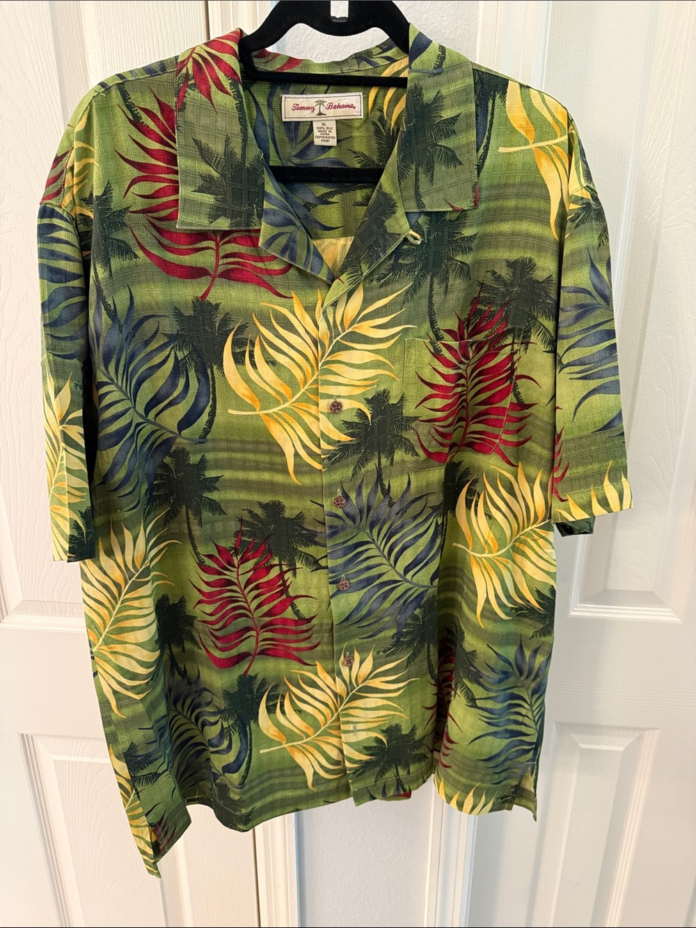 Tommy Bahama Green Tropical Leaf Print Camp Shirt